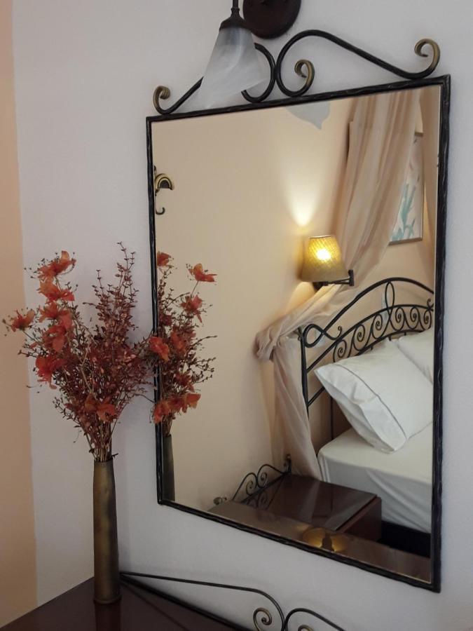 Sunset Studios And Apartments For Adults Over 21 Only Náousa Eksteriør bilde