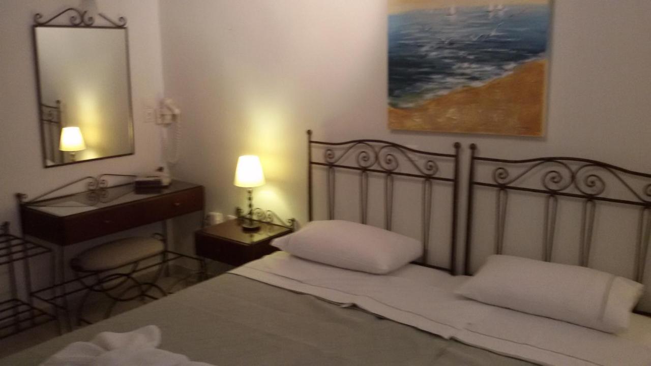 Sunset Studios And Apartments For Adults Over 21 Only Náousa Eksteriør bilde